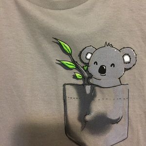 Koala pocket tee